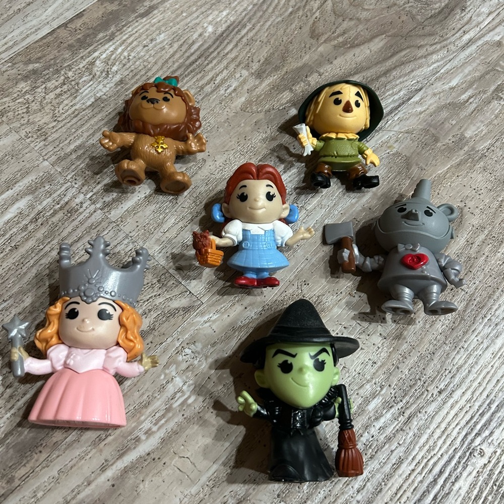 McDonald’s 2013 Happy Meal Collector Toys-Wizard of Oz 75th Year Anniversary